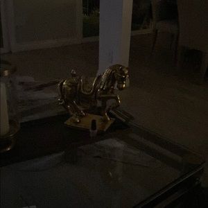 Meet your Posher, Farzin